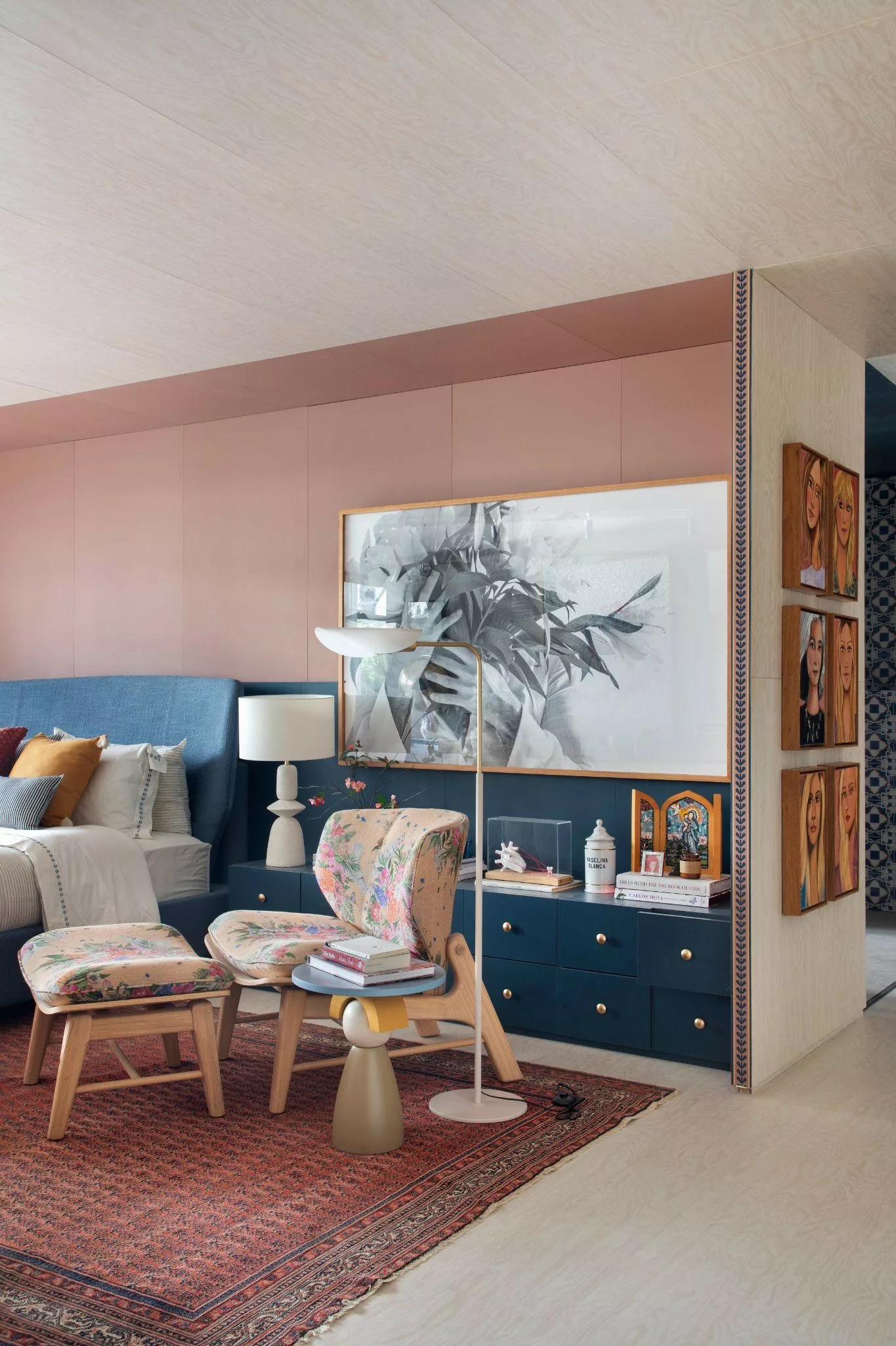 Quarto de Marcelo Salum na CASACOR São Paulo 2024.