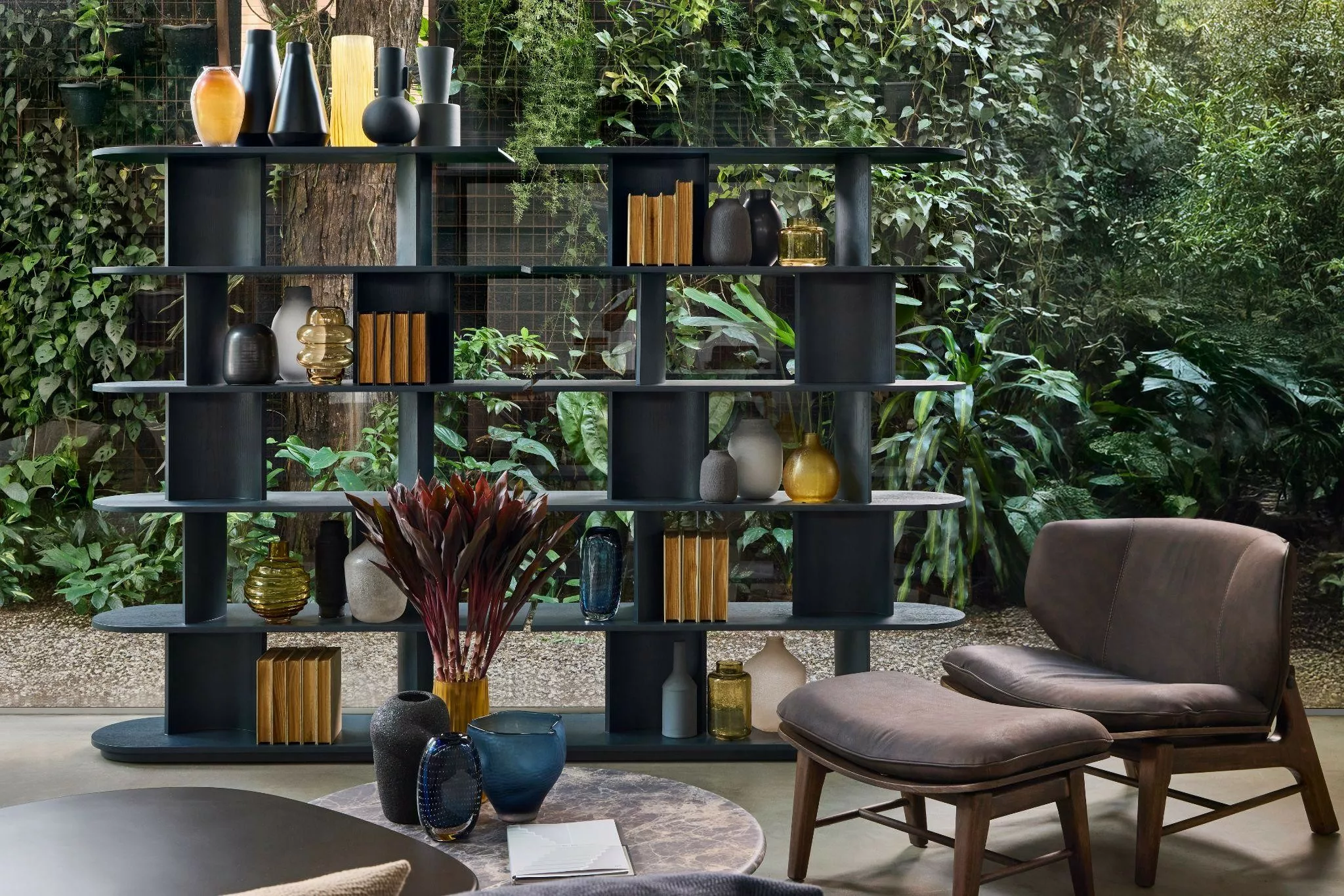 Poltrona e banco Benício na Lider Sion