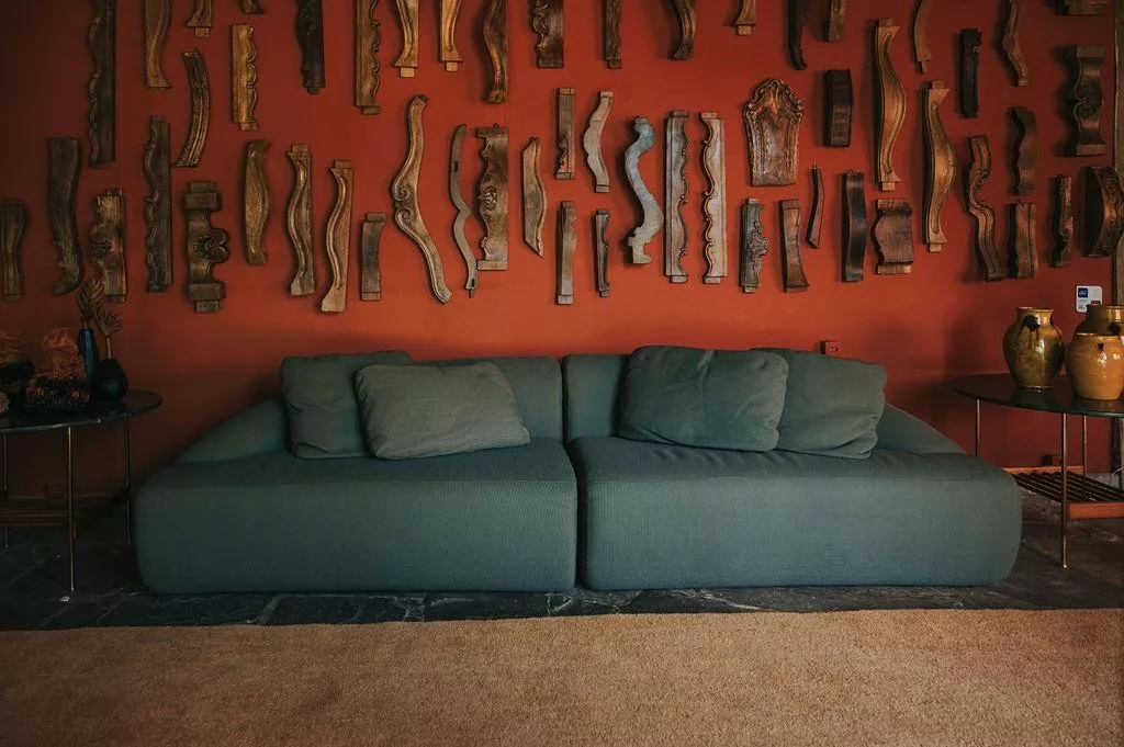 Sofá Pouso na Semana Criativa de Tiradentes