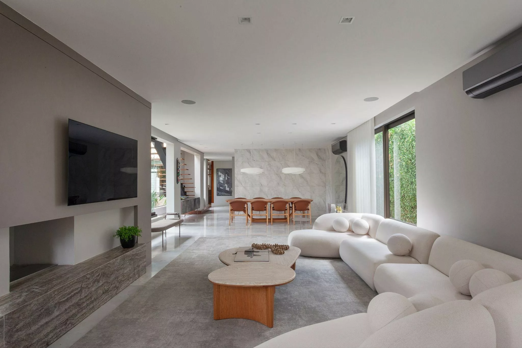 Móveis selecionados na liquidação Renova